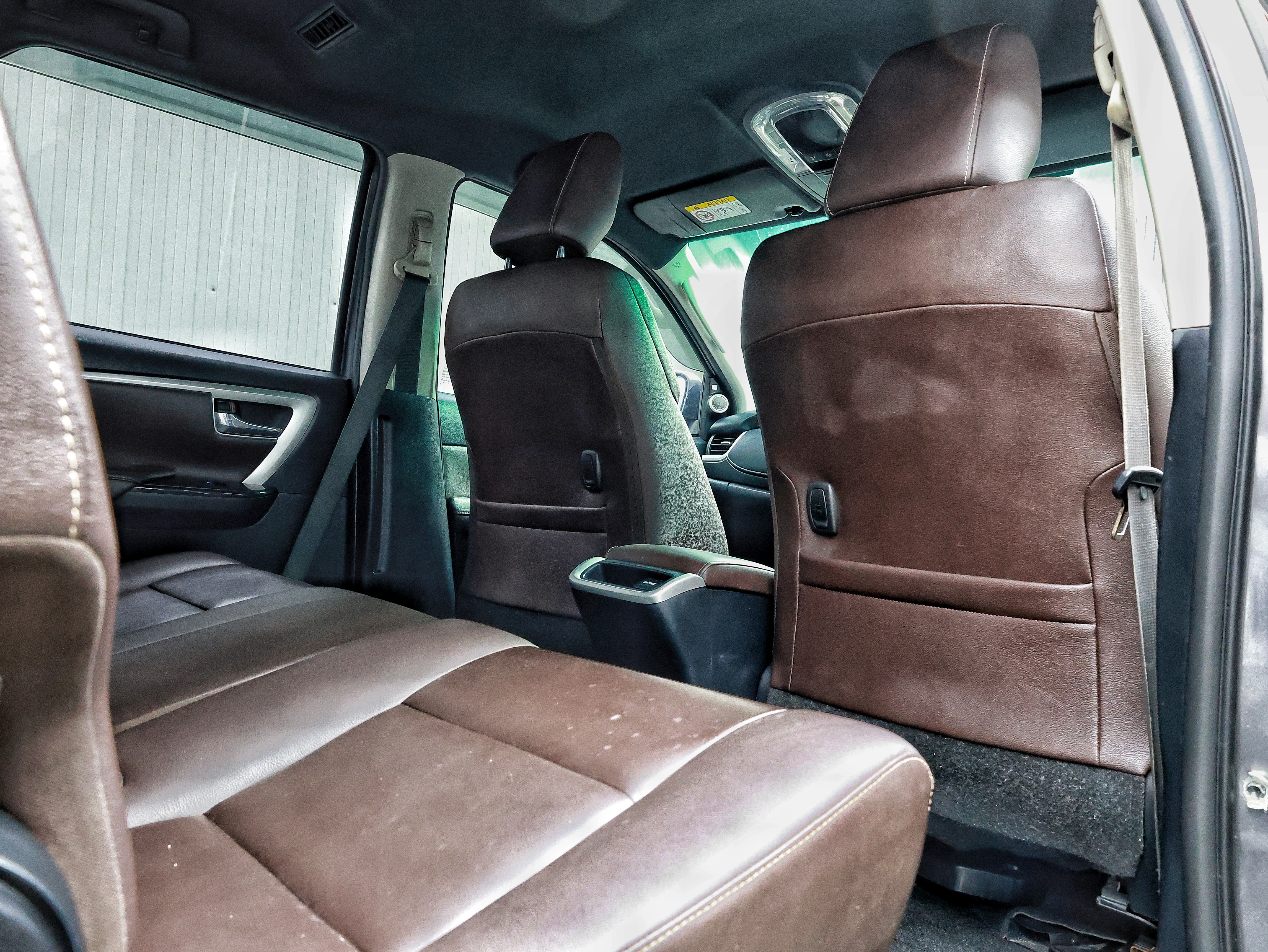2017 Toyota Fortuner image-12