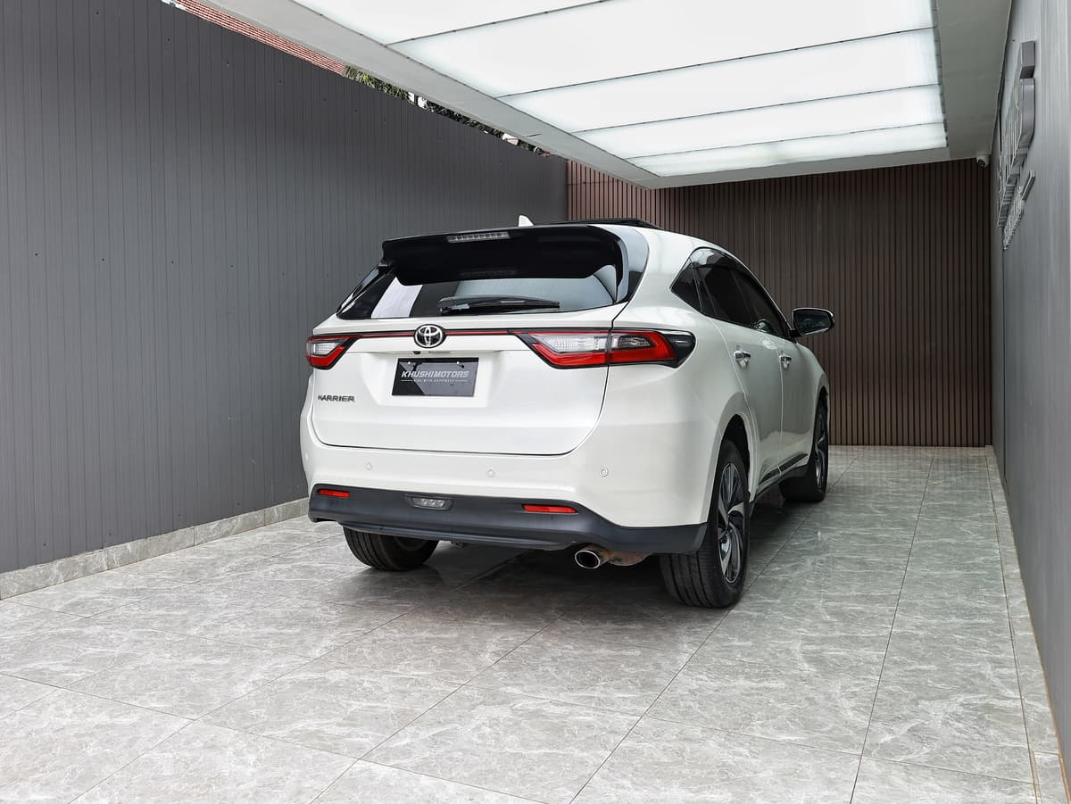 2017 Toyota Harrier Progress image-6
