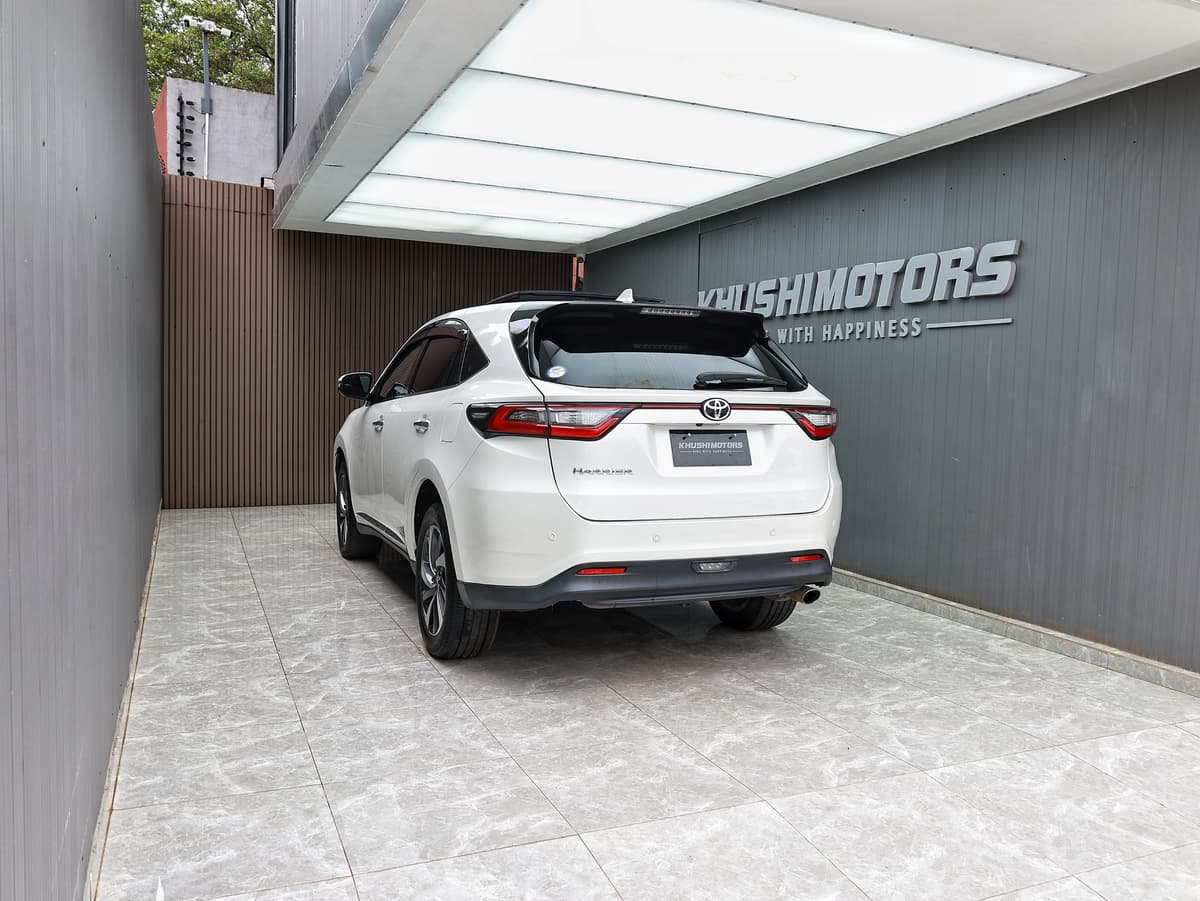 2017 Toyota Harrier Progress image-4