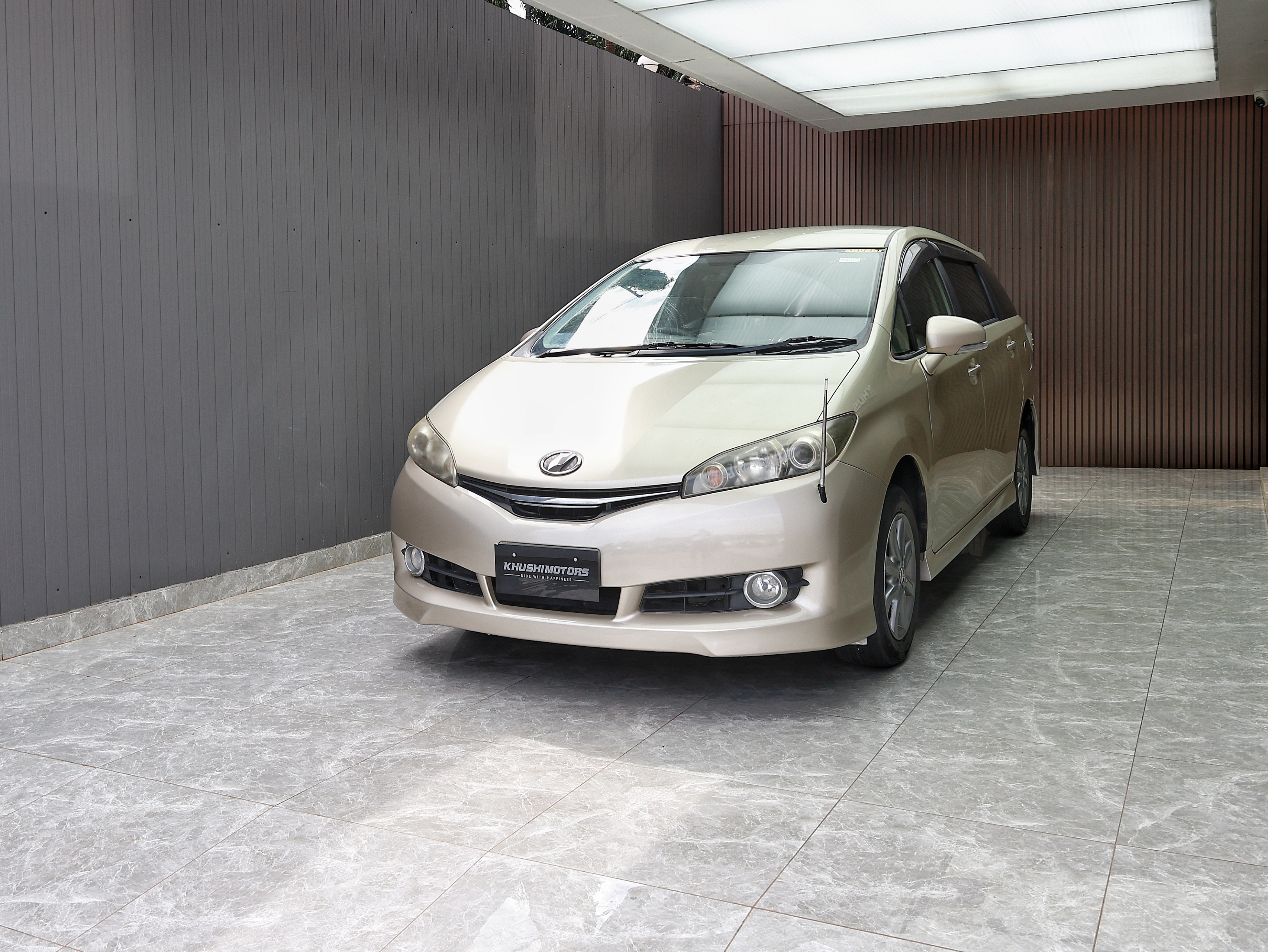 2013 Toyota Wish 1.8G image-3