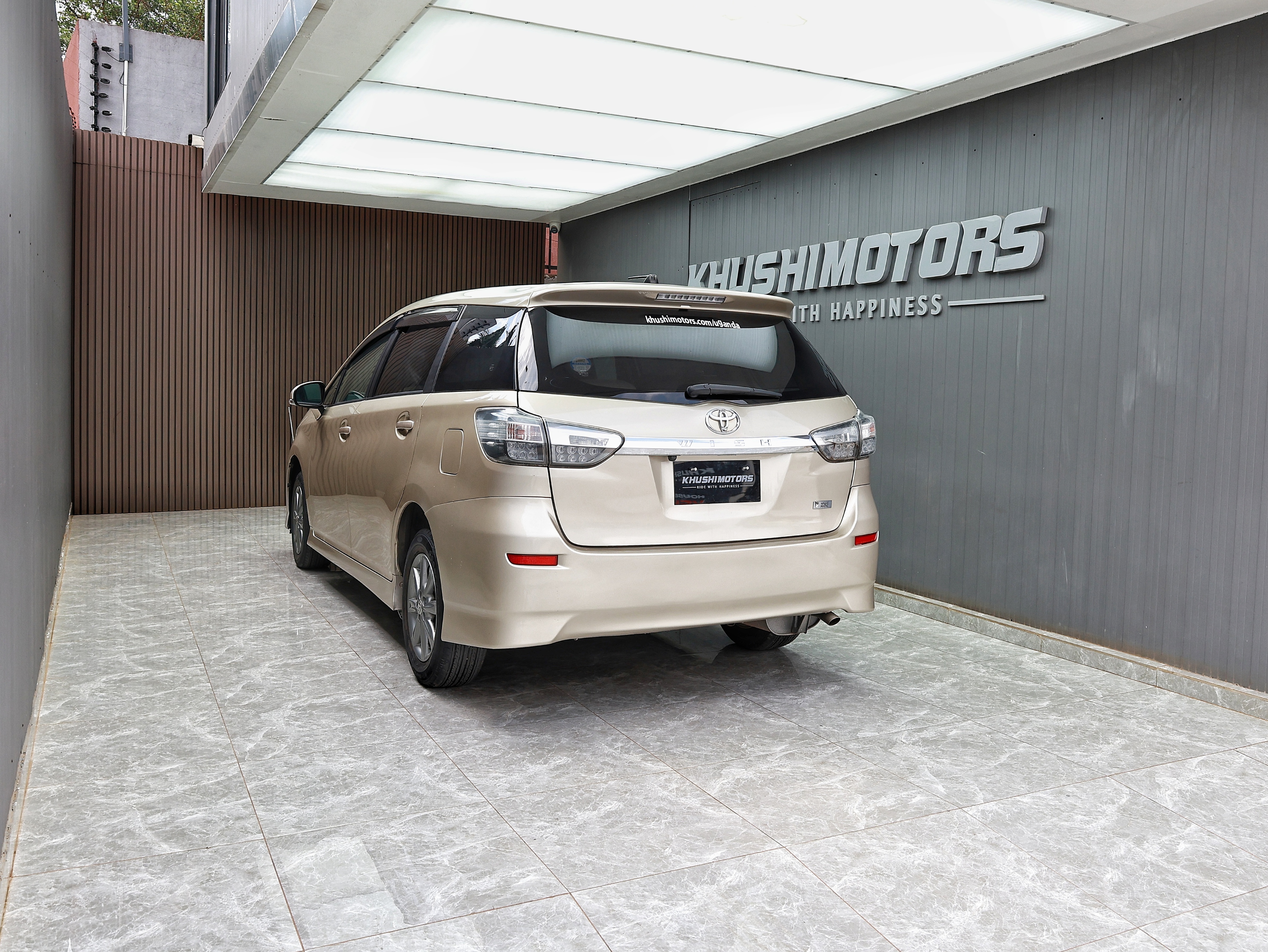 2013 Toyota Wish 1.8G image-4