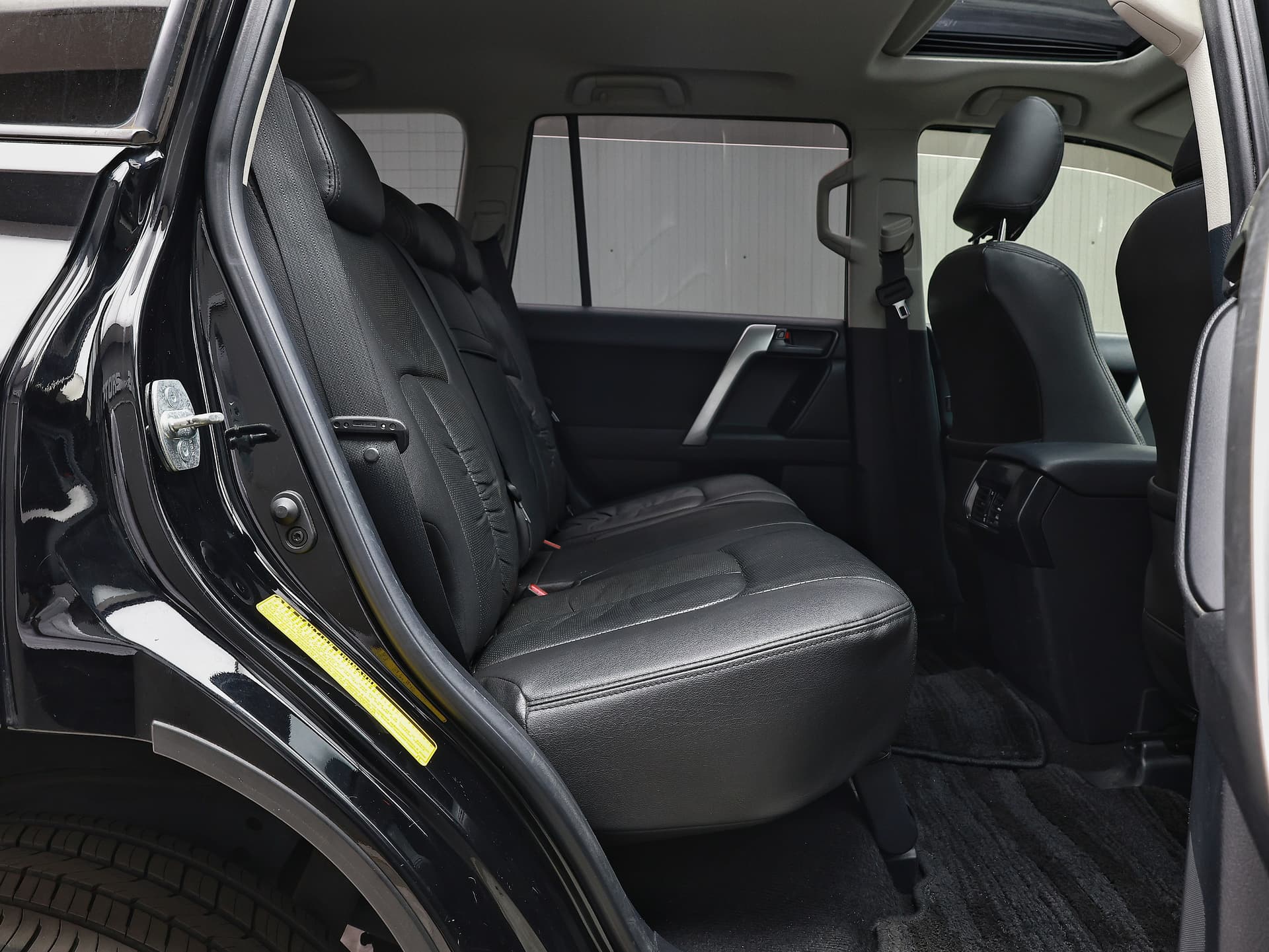 2013 Toyota Land Cruiser Prado TX image-13