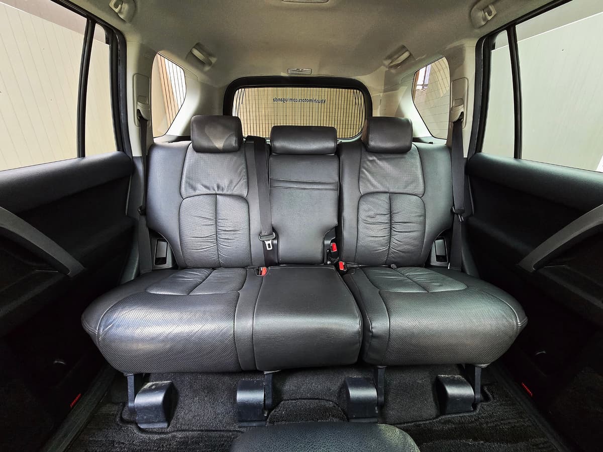 2013 Toyota Land Cruiser Prado TX image-14