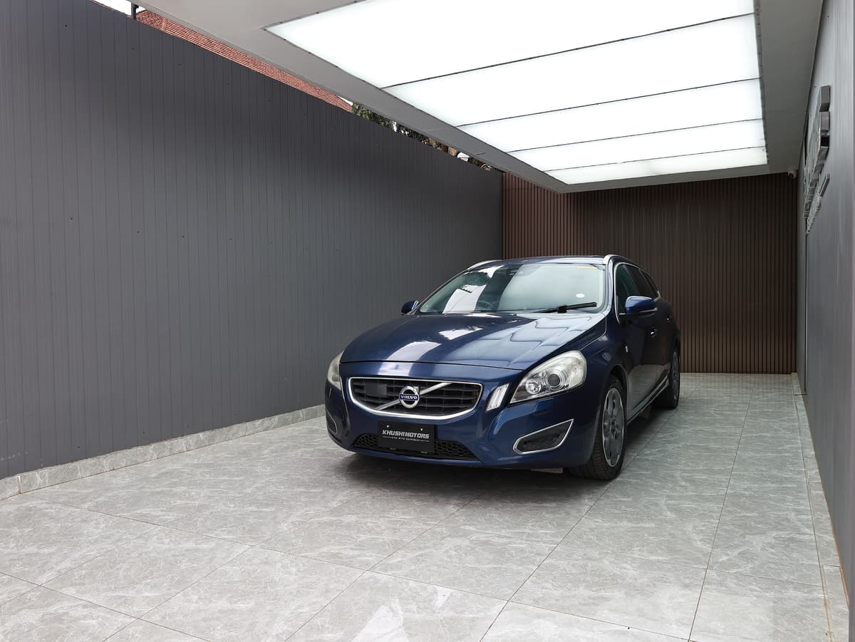 2012 Volvo V60 V60T4 image-3