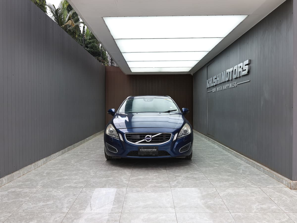 2012 Volvo V60 V60T4 image-2