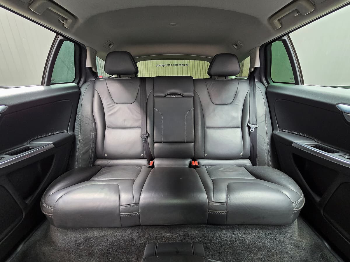 2012 Volvo V60 V60T4 image-14