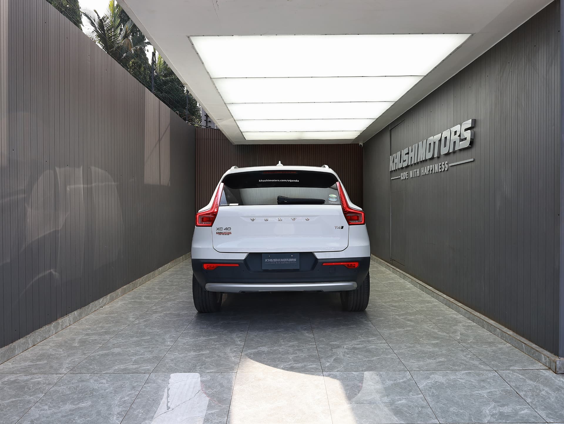 2019 Volvo XC 40 image-5
