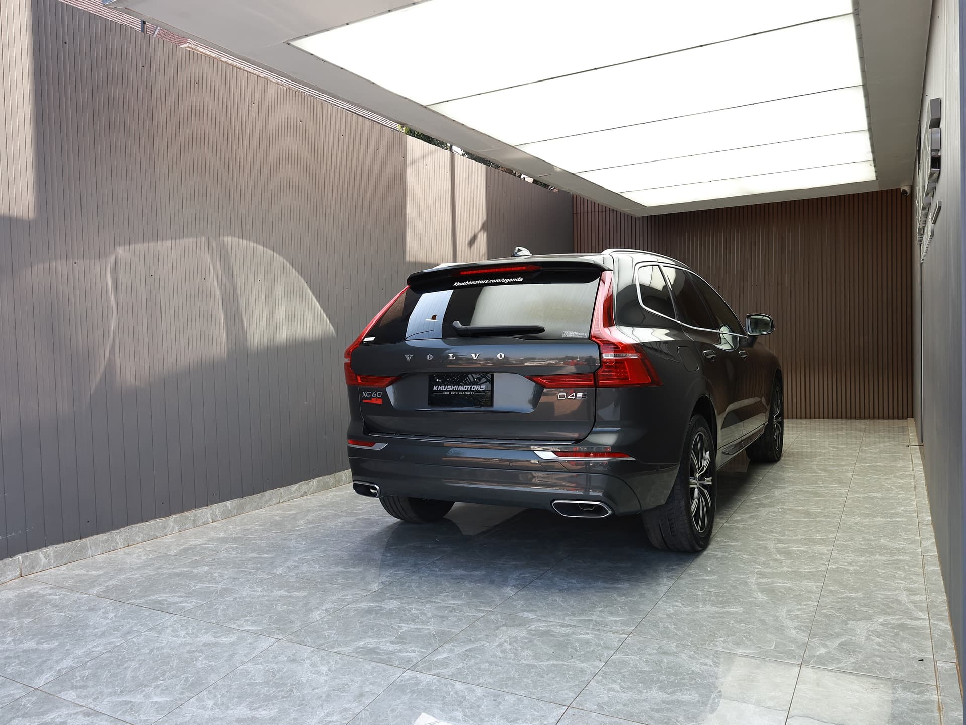 2018 Volvo XC60 D4 image-6
