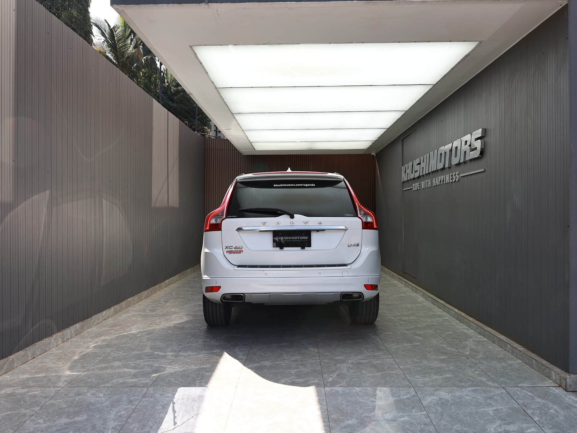2017 Volvo XC60 D4 Classic image-5