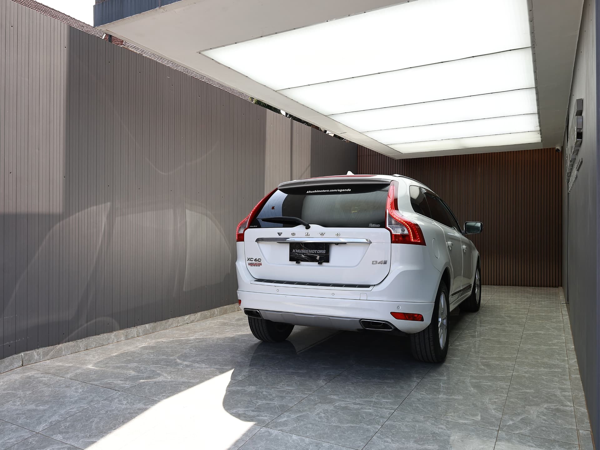 2017 Volvo XC60 D4 Classic image-4