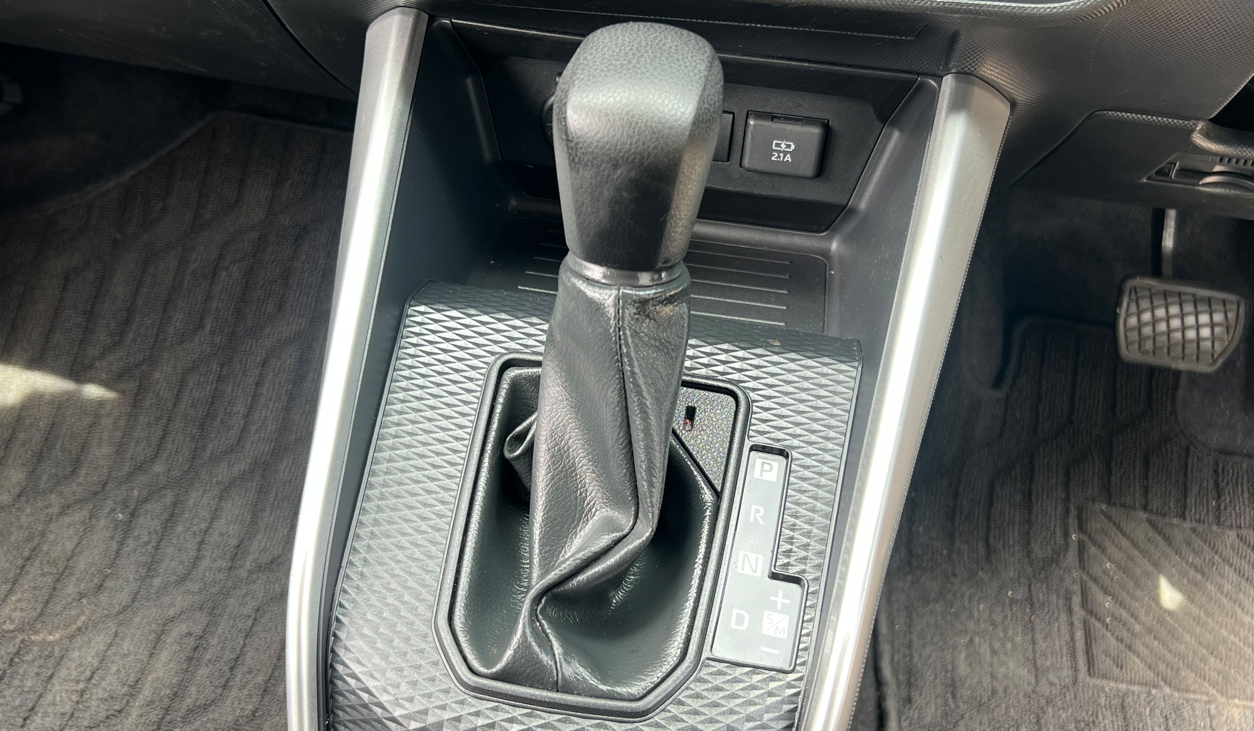 2020 Toyota Raize XS image-9