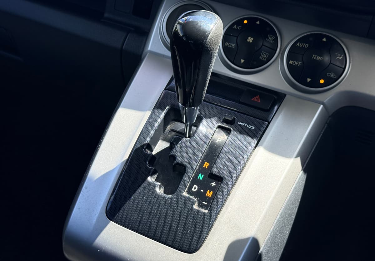 2011 Toyota Corolla Rumion G image-9