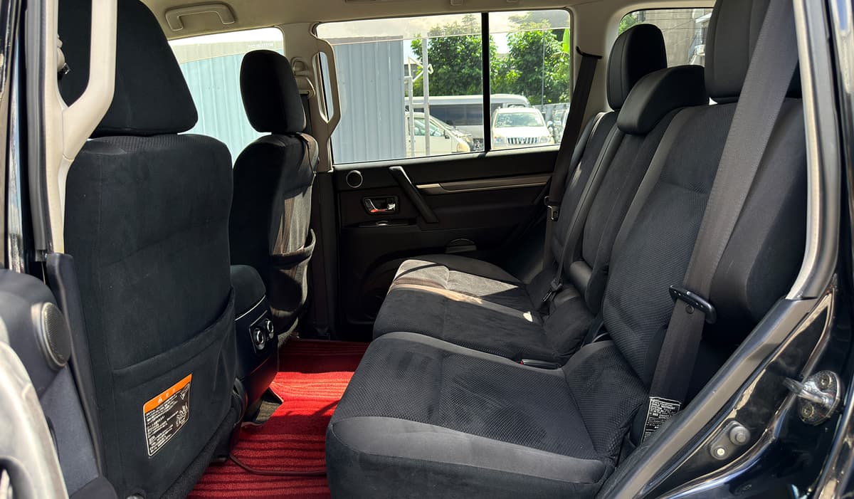 2007 Mitsubishi Pajero LONG EXCEED 4WD image-9