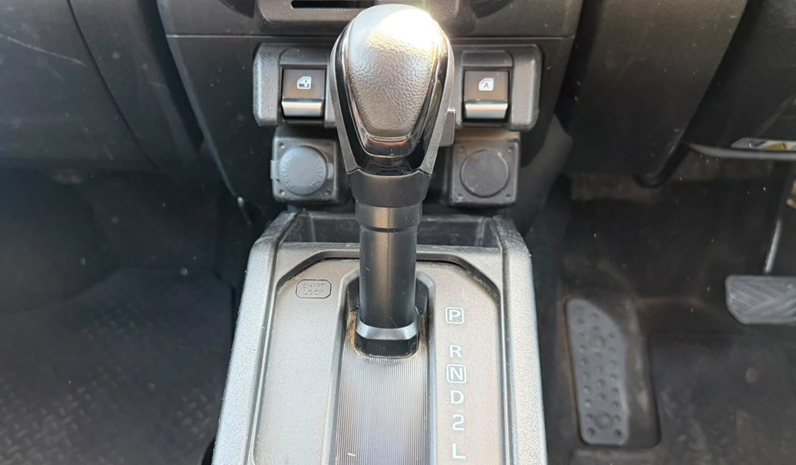 2019 Suzuki Jimny image-9