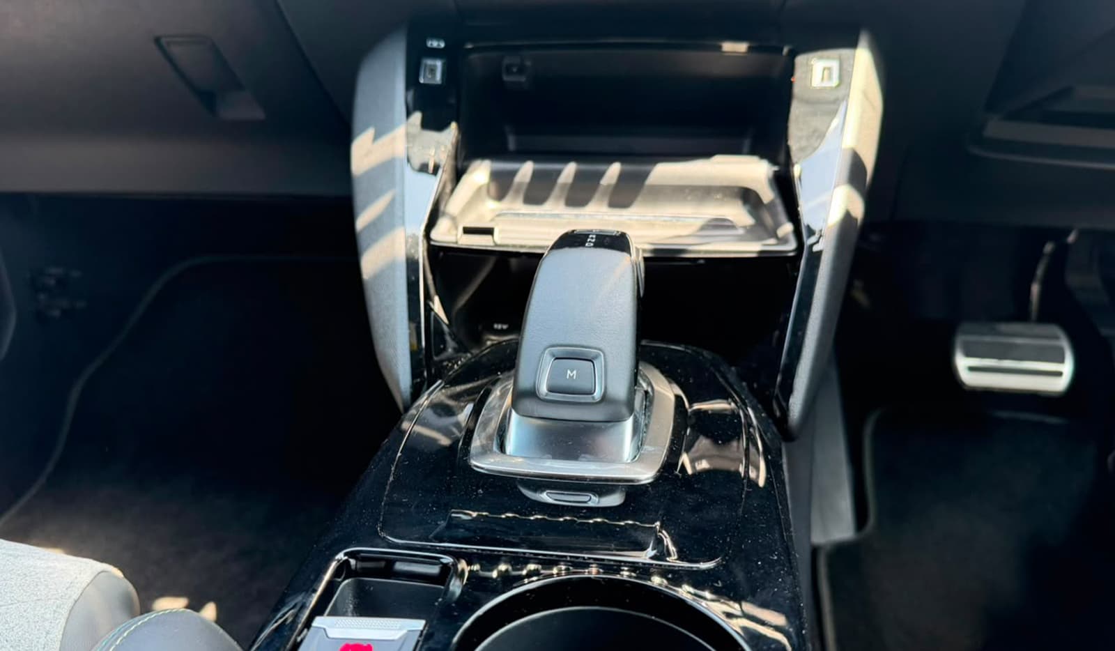 2020 Peugeot 208 GT Line image-9