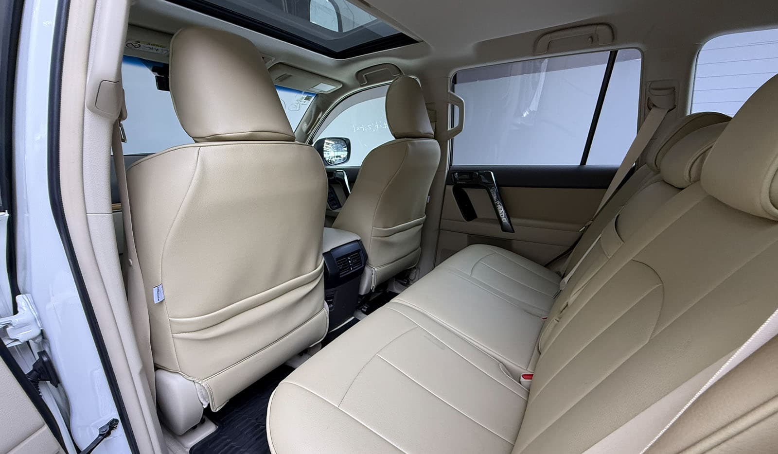 2019 Toyota Land Cruiser Prado TX image-9
