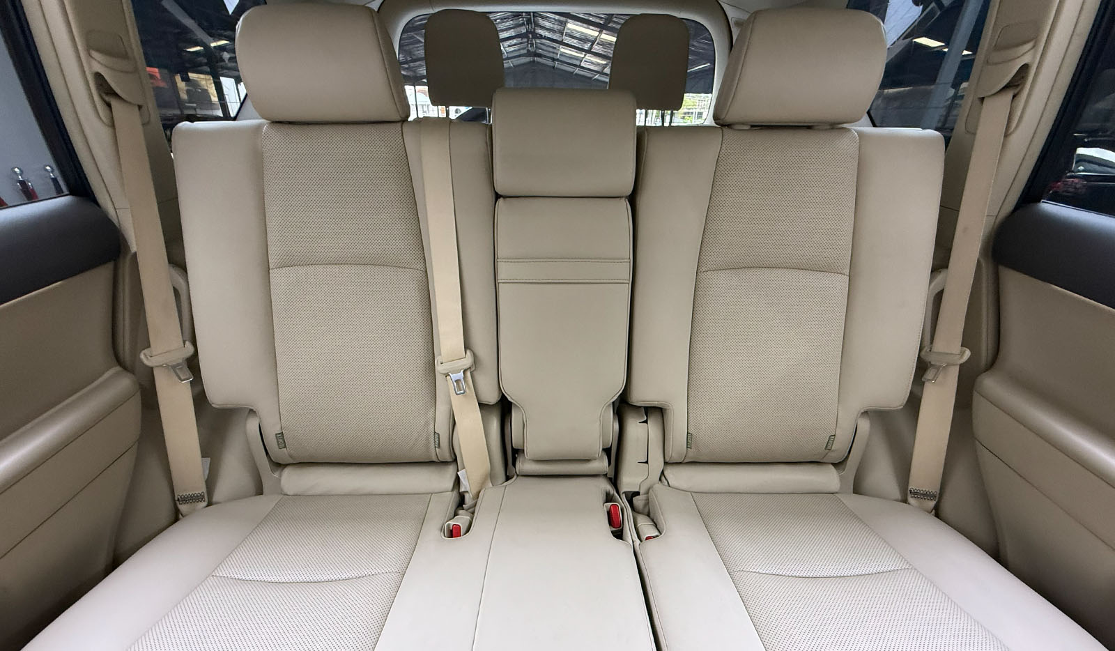 2021 Toyota Land Cruiser Prado VXL image-9