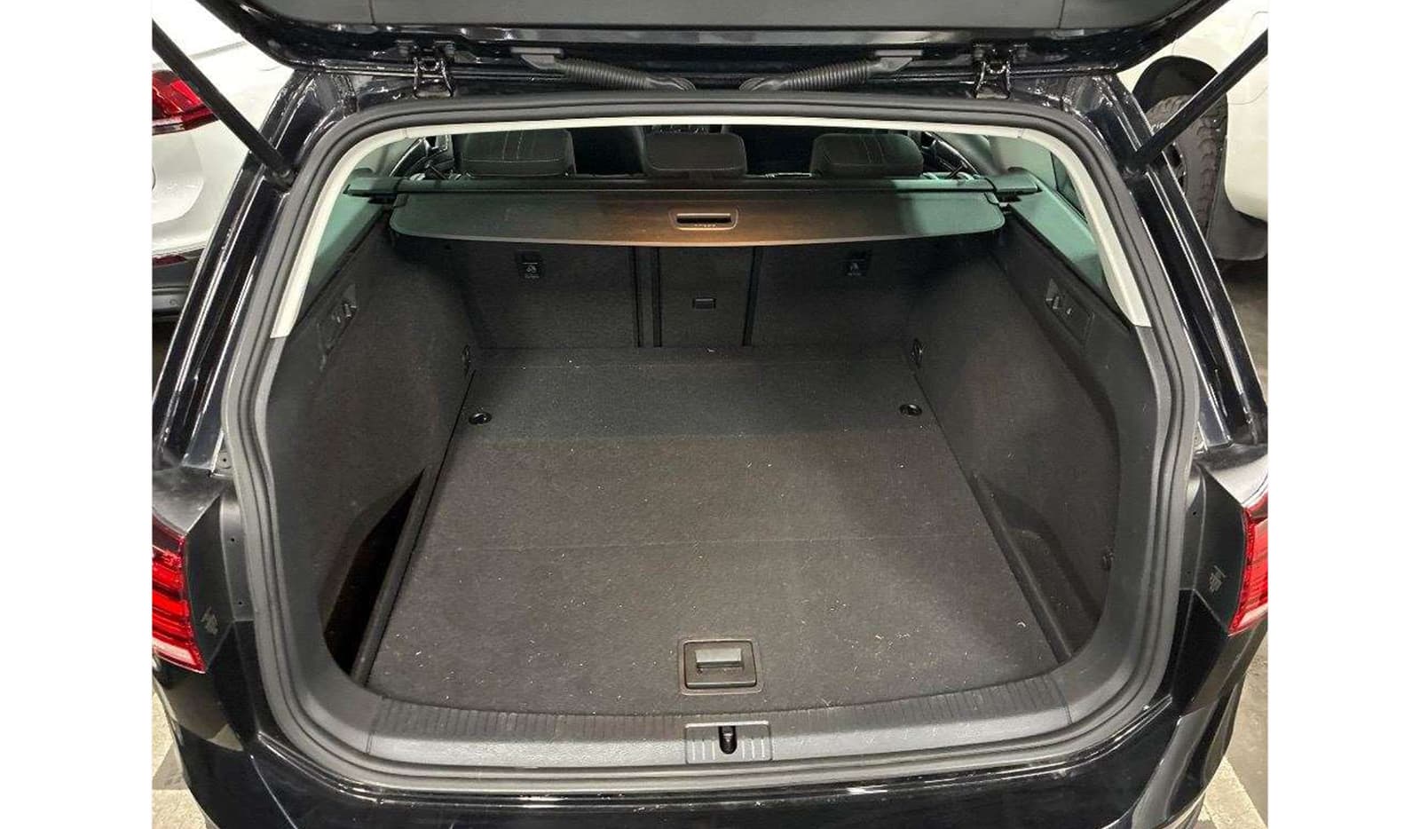 2019 Volkswagen Golf Alltrack TSI 4Motion image-9