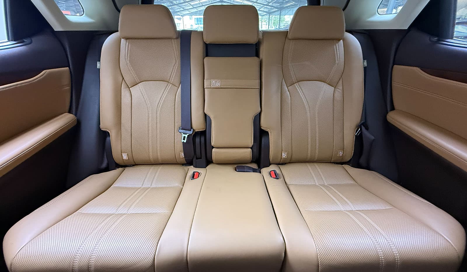 2019 Lexus RX300 VERSION L image-9