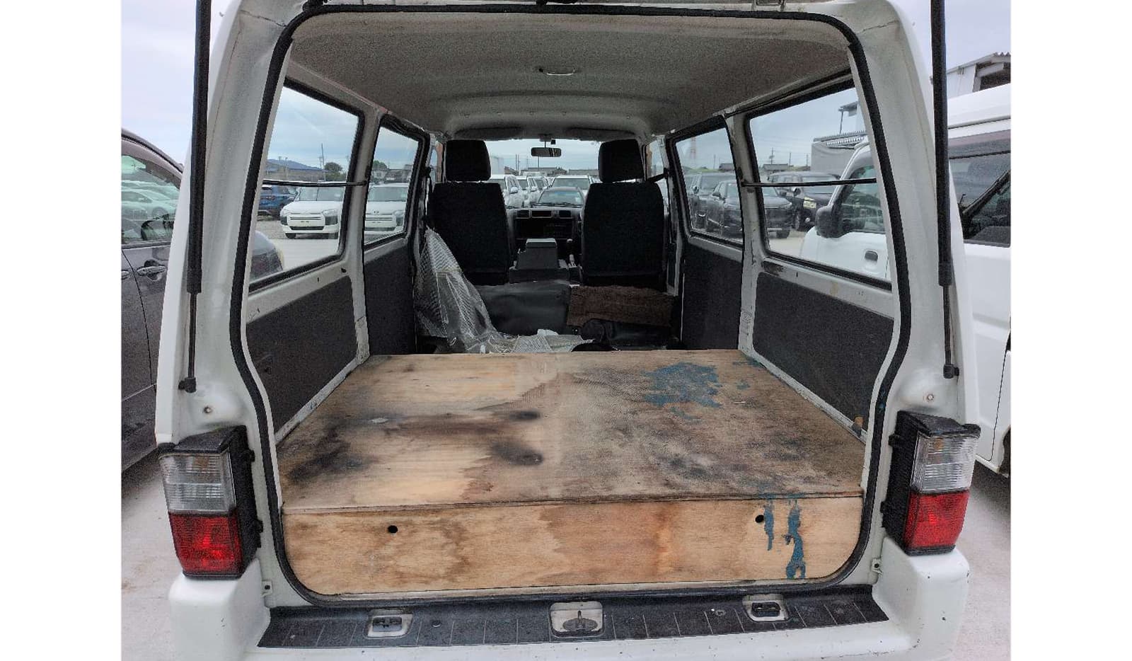 2019 Mazda Bongo Van DX image-9