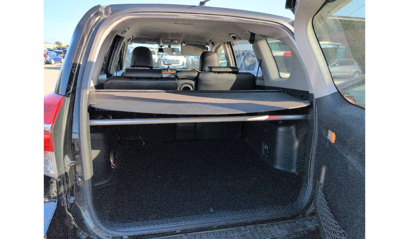 2013 Toyota Vanguard image-9
