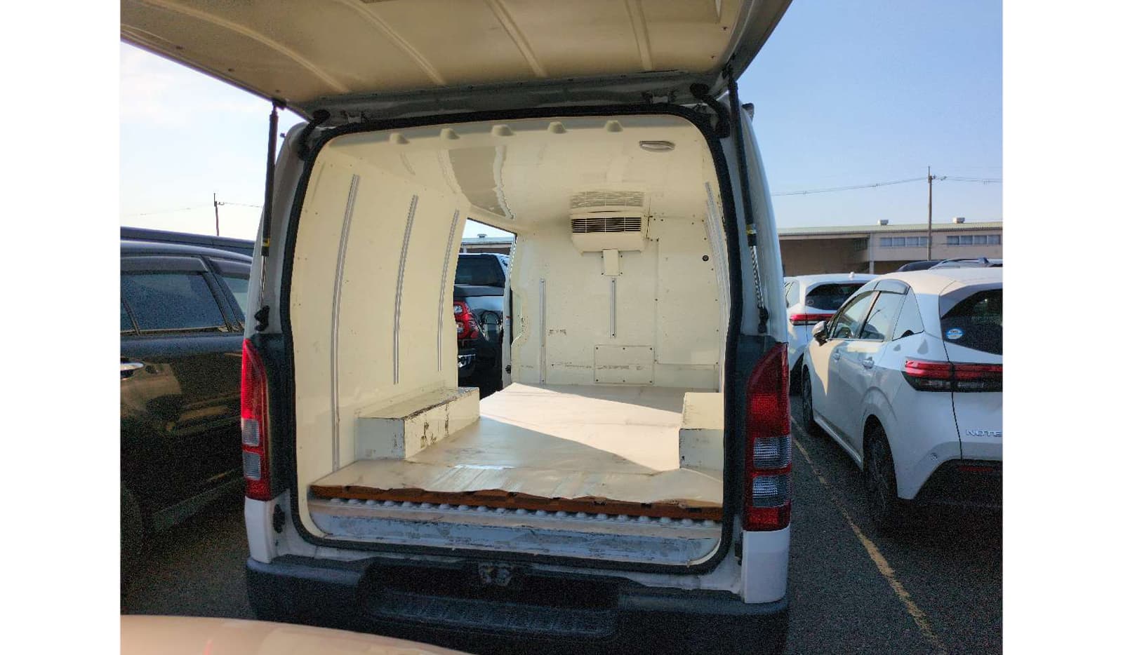 2020 Toyota Regius Ace Van image-9