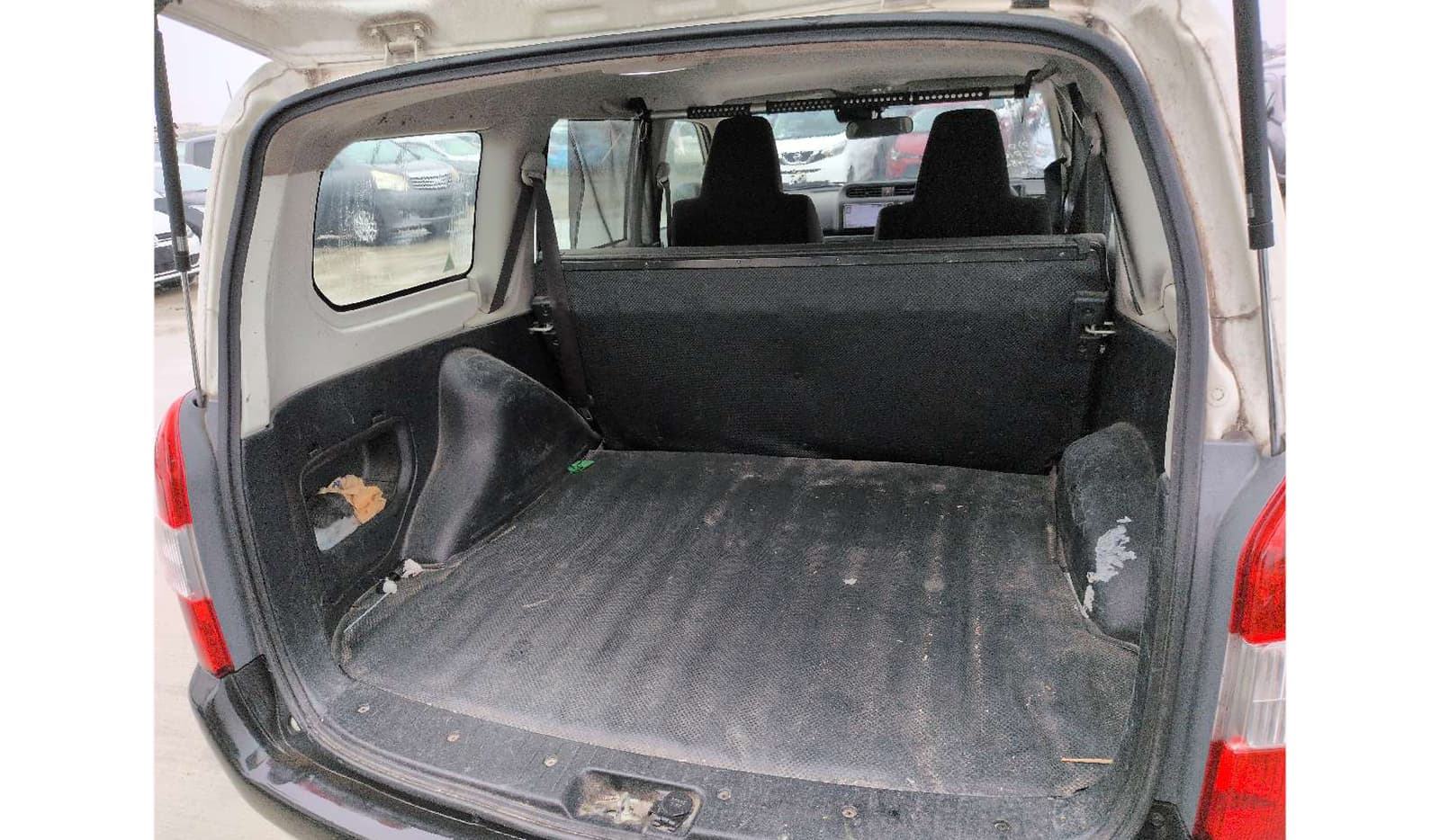 2019 Toyota Probox image-9