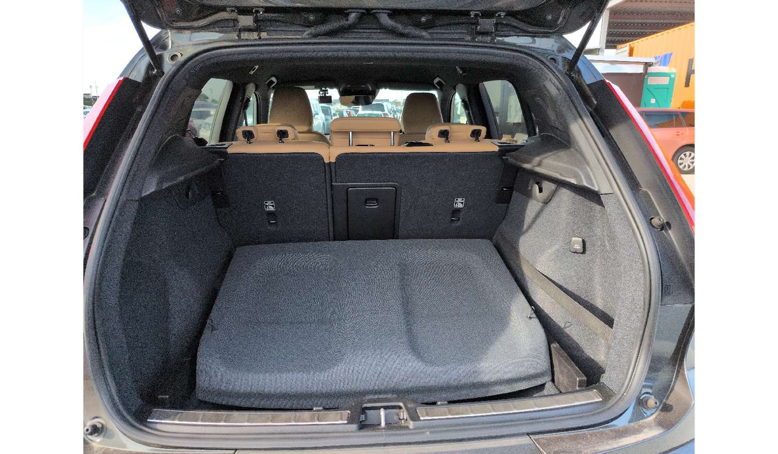 2019 Volvo XC 40 image-9