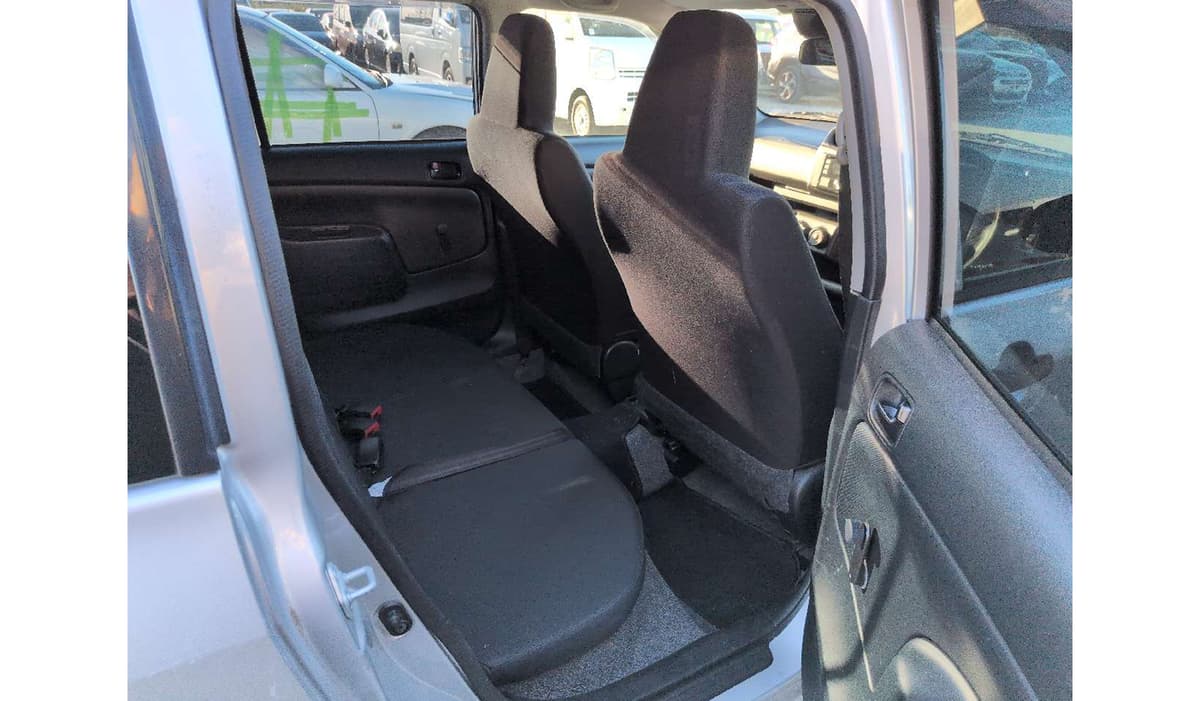 2021 Toyota Probox image-7