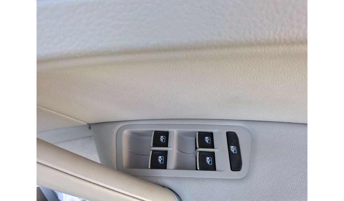 2020 Volkswagen Golf Variant image-8