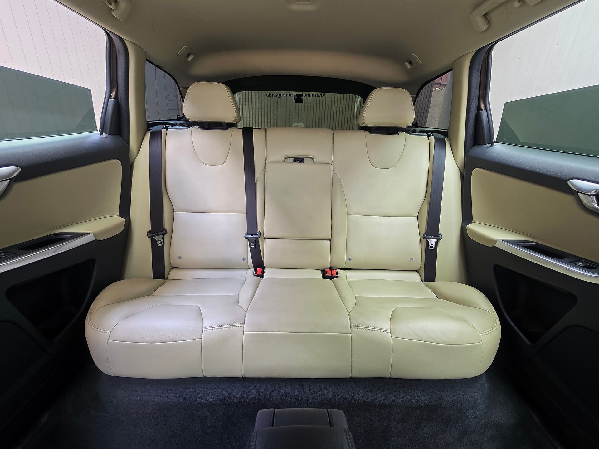 2016 Volvo XC60 SE 4WD T5 Awd image-14