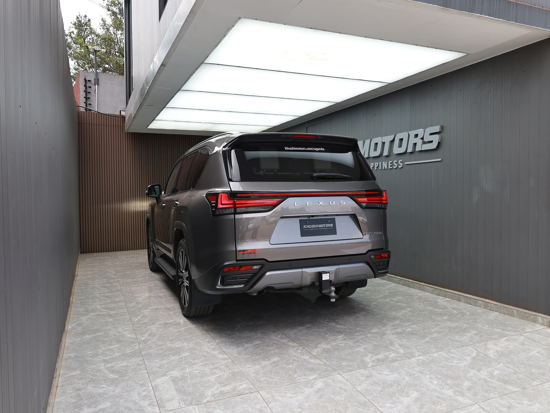 2023 Lexus Lx500d image-4