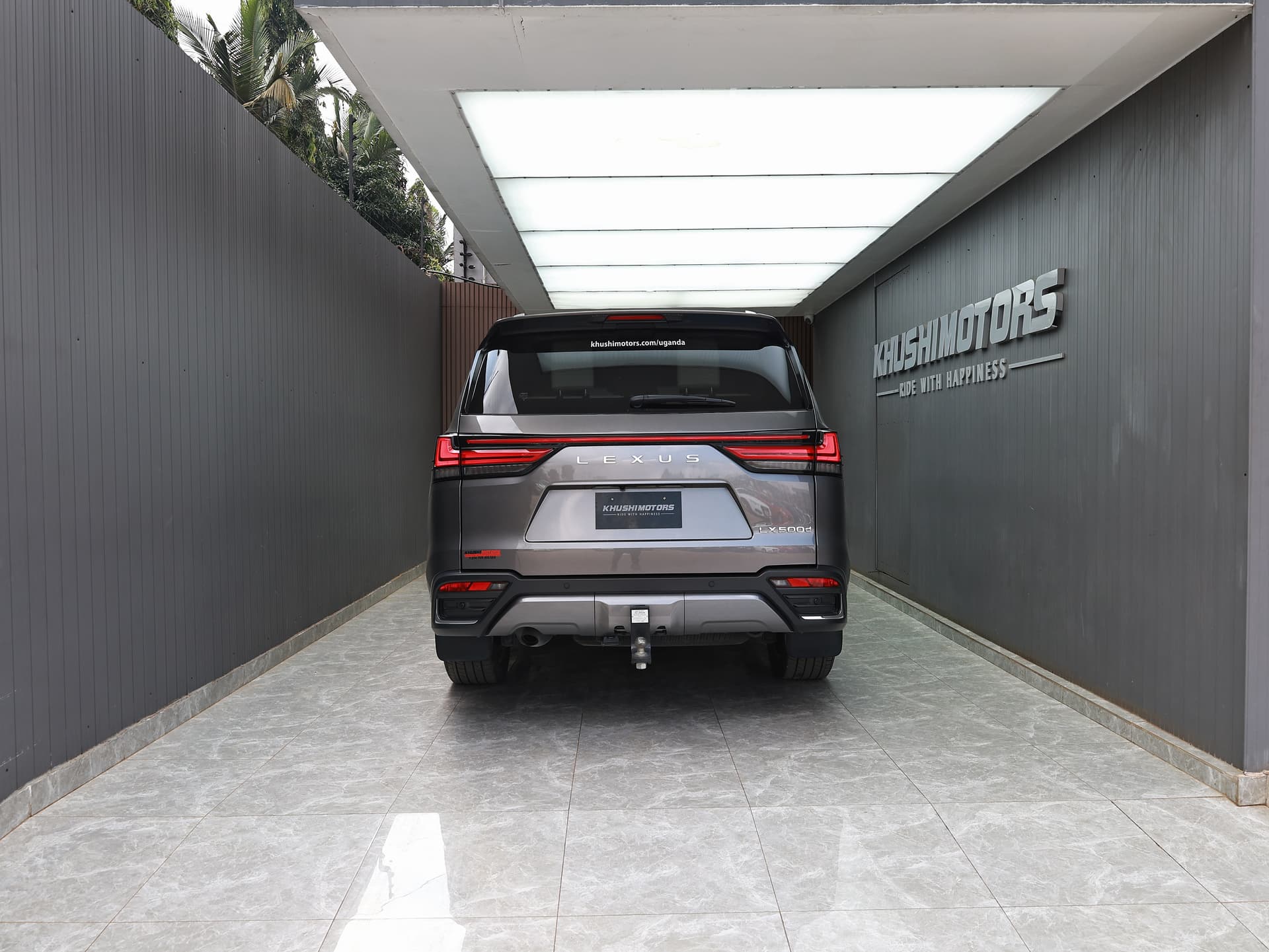2023 Lexus Lx500d image-5