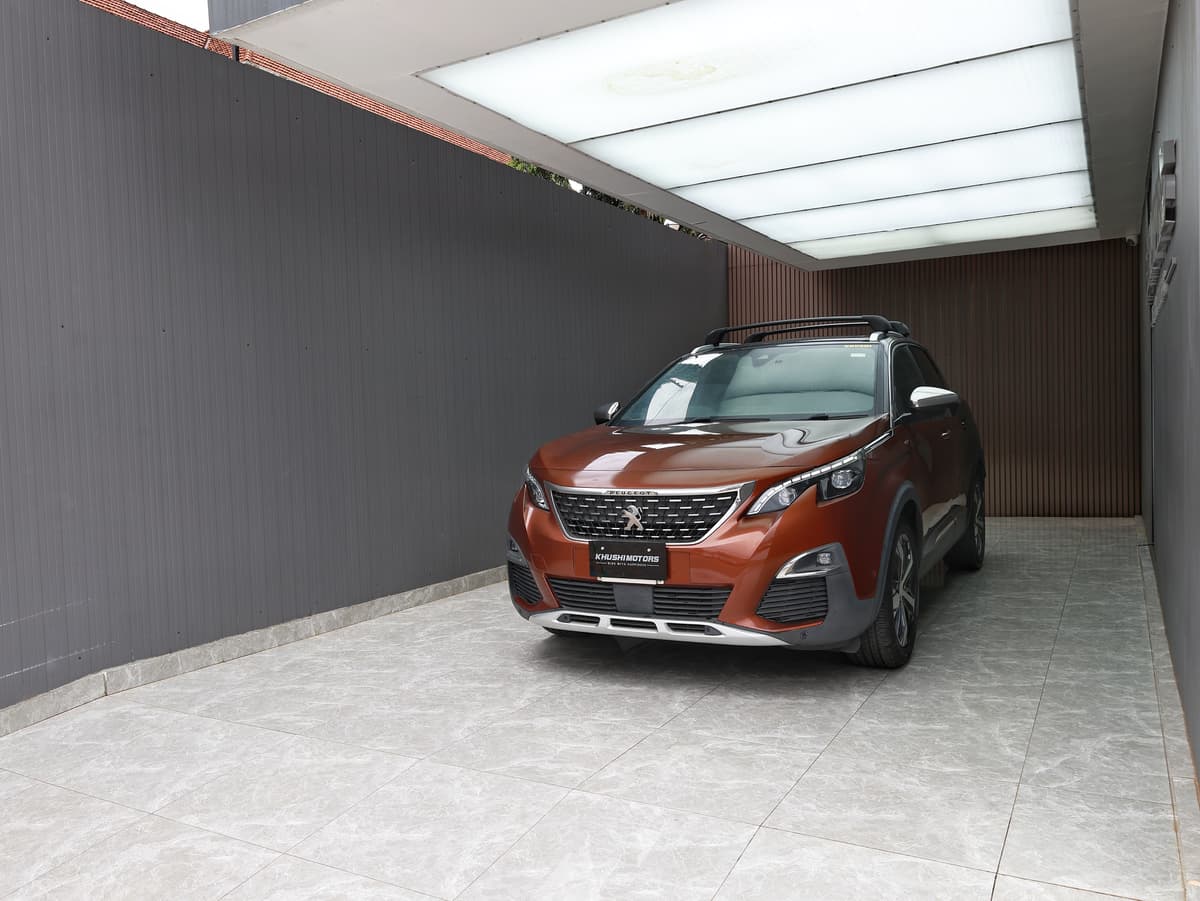2017 Peugeot 3008 Gt Blue Dhi image-3