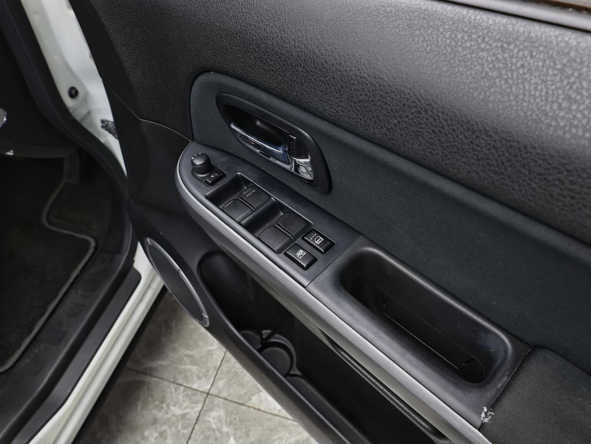 2016 Suzuki Escudo 2.4 XG image-12