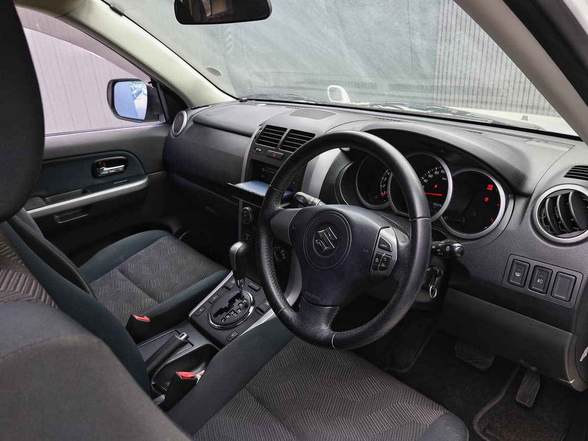2016 Suzuki Escudo 2.4 XG image-8