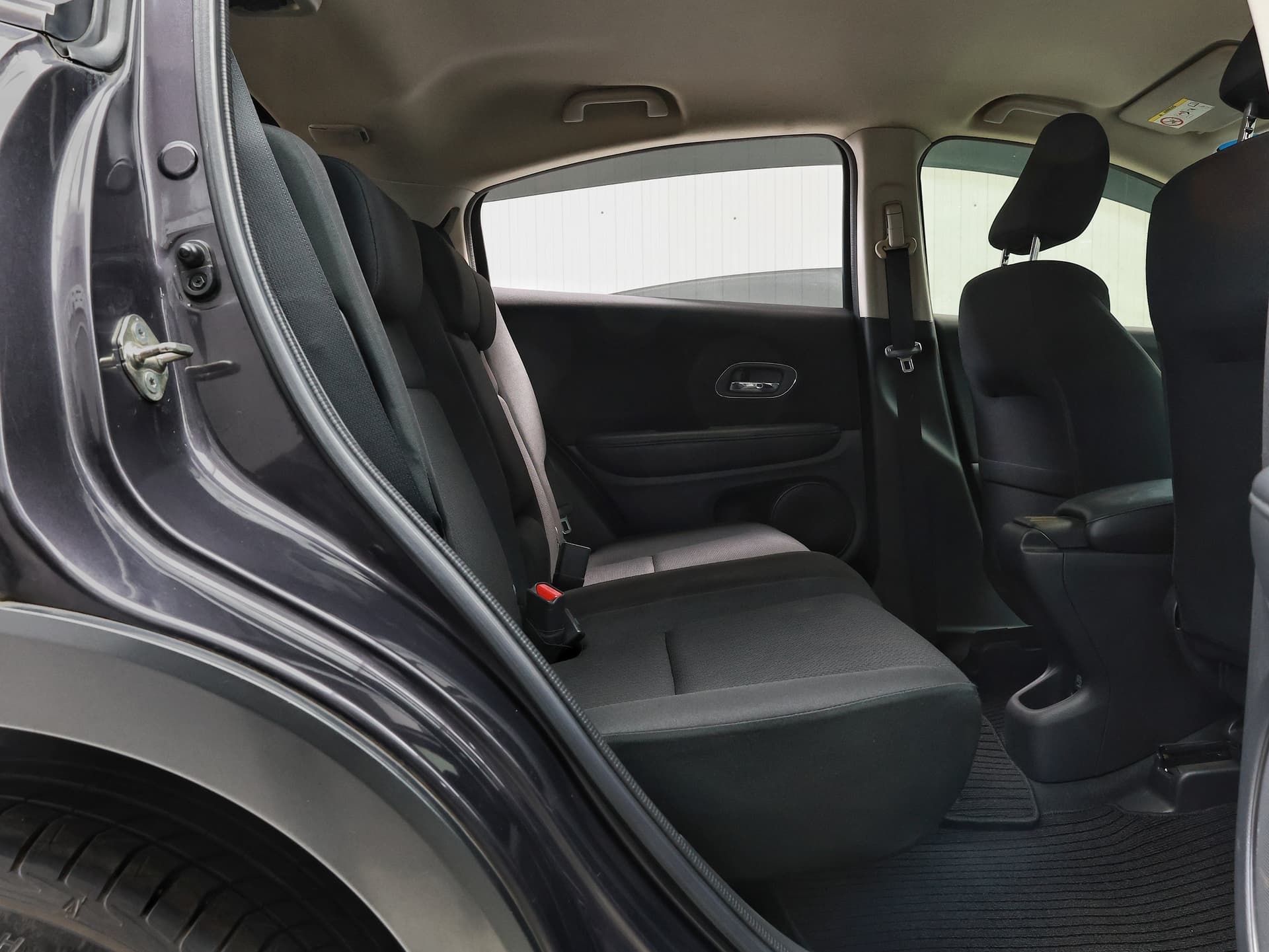 2015 Honda Vezel Hybrid image-10