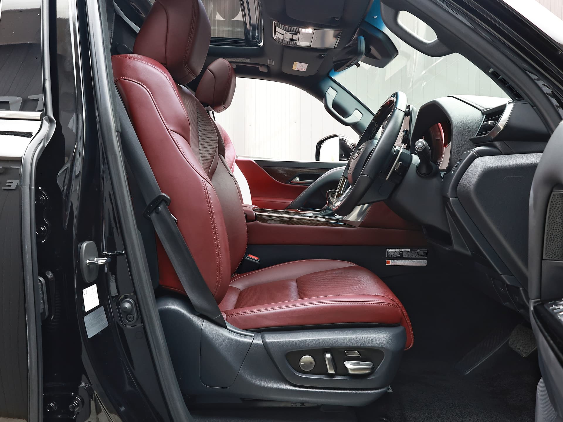 2024 Lexus Lx500d image-7