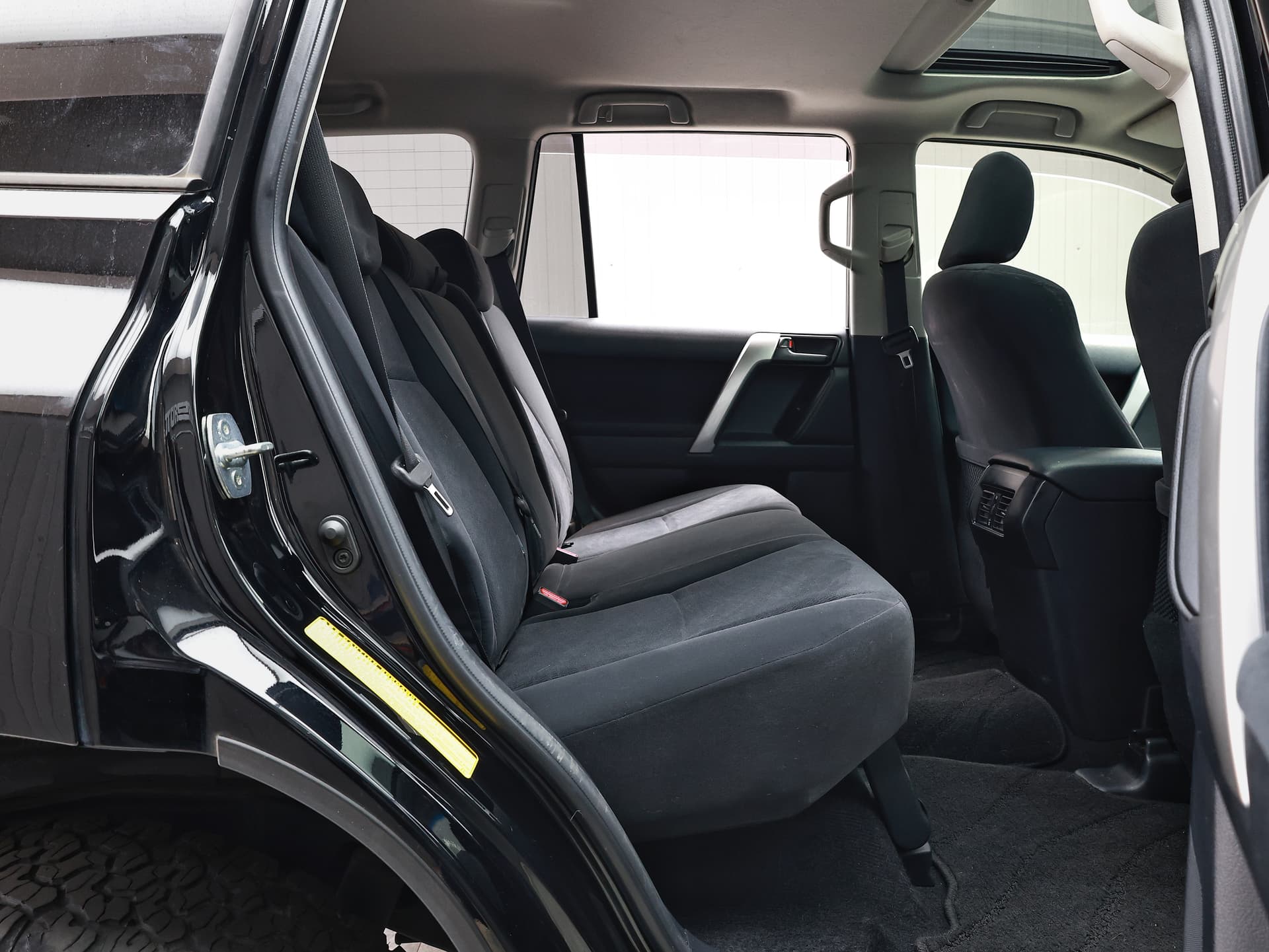 2017 Toyota Land Cruiser Prado TX image-14