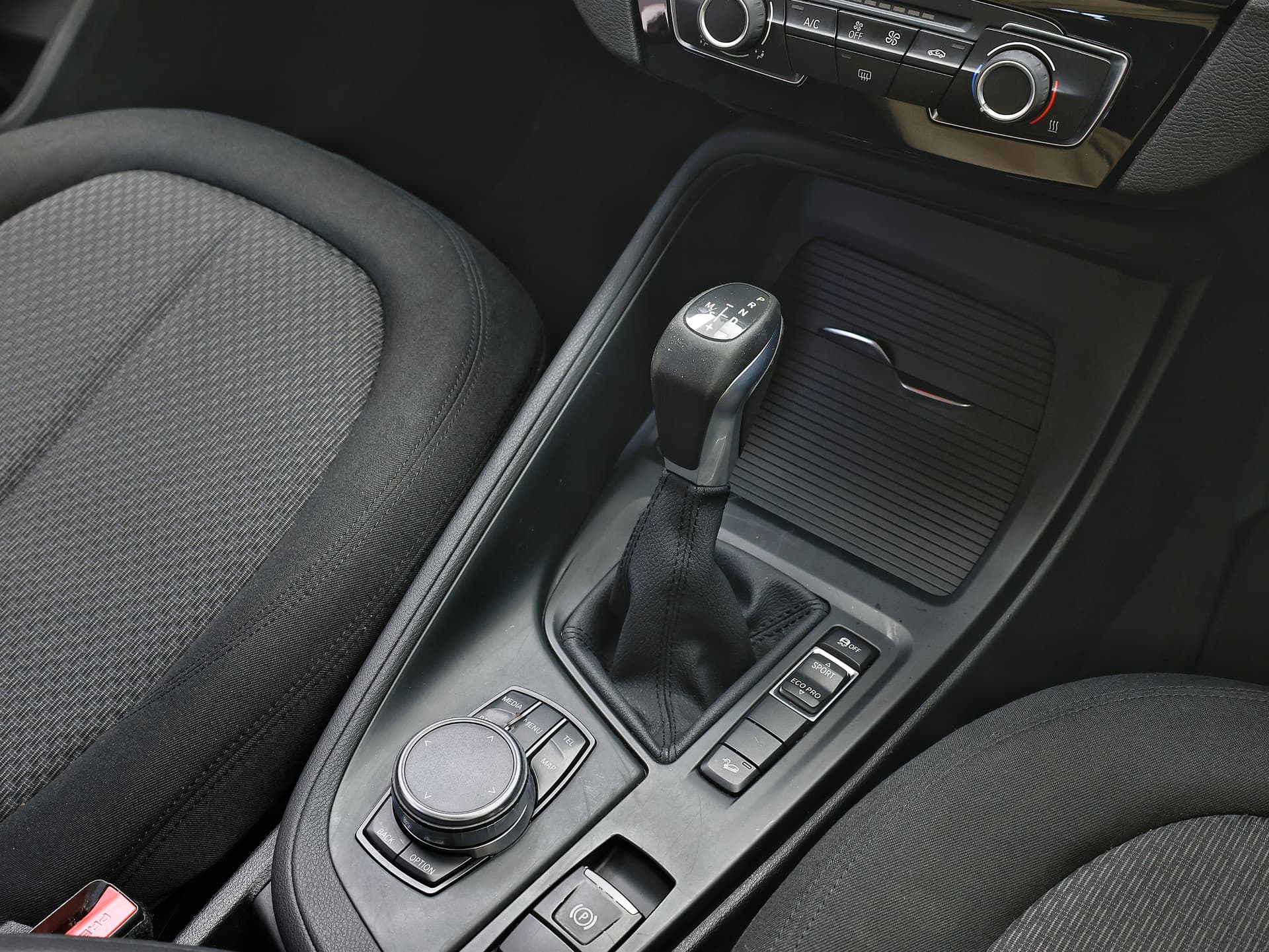 2017 Bmw X1 xDrive18d image-14