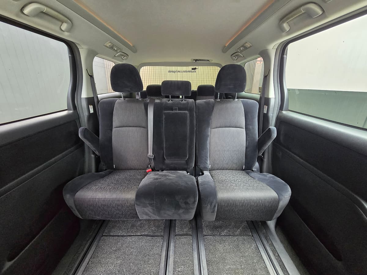 2010 Toyota Alphard 240S image-13