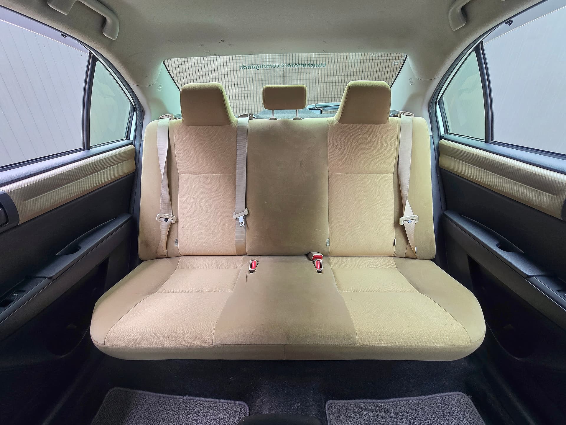 2013 Toyota Corolla Axio X image-14
