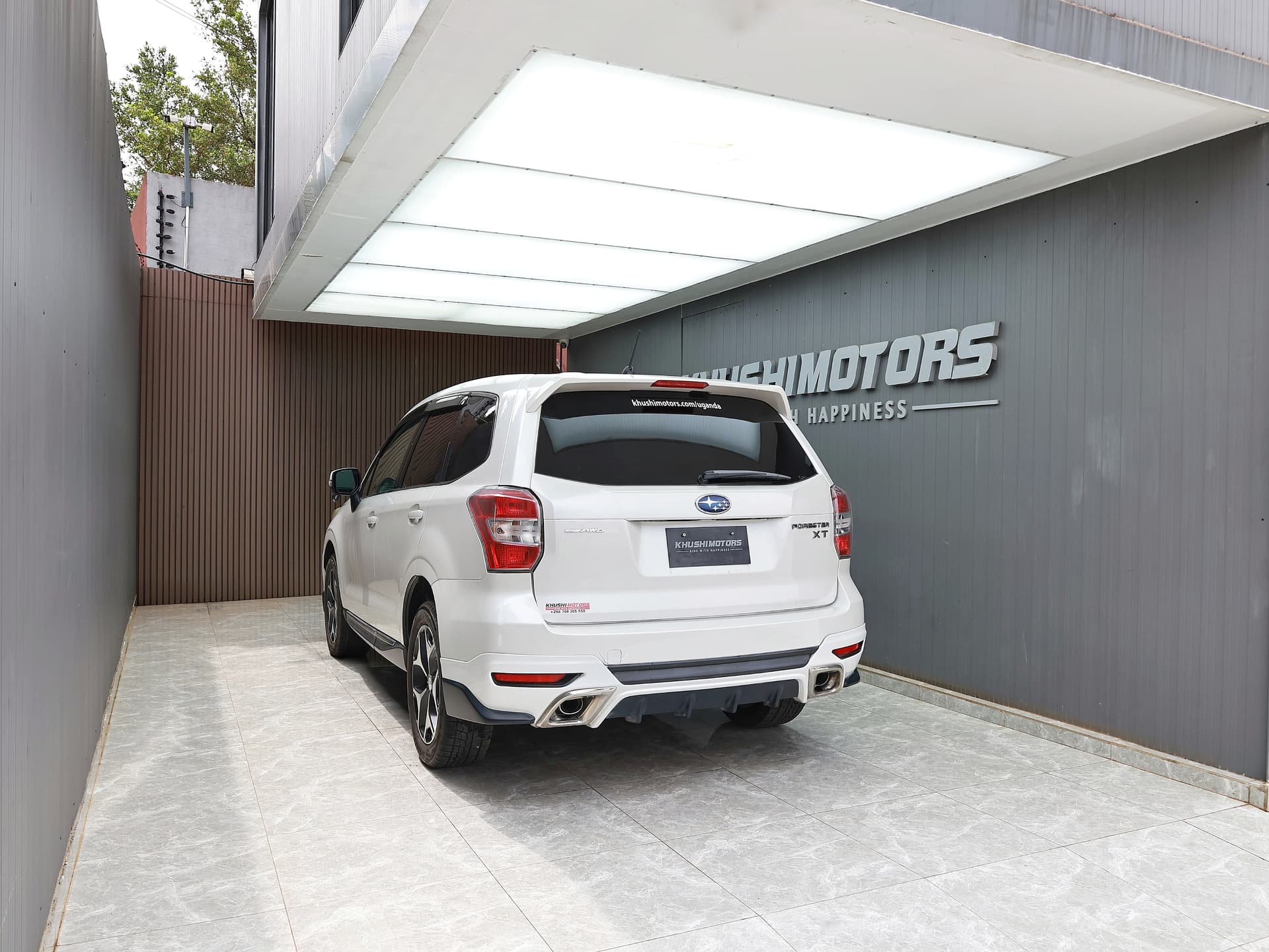 2013 Subaru Forester 2.0XT EYESIGHT image-4