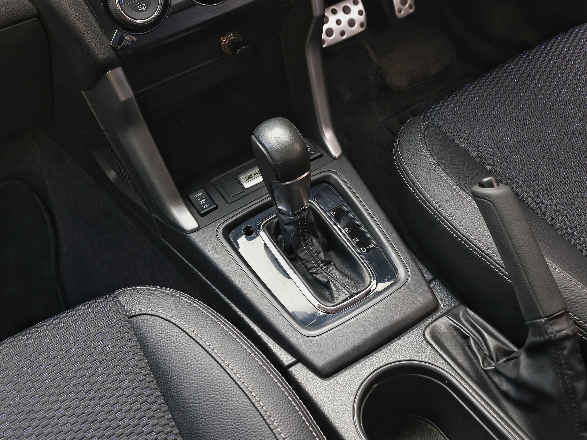2013 Subaru Forester 2.0XT EYESIGHT image-7