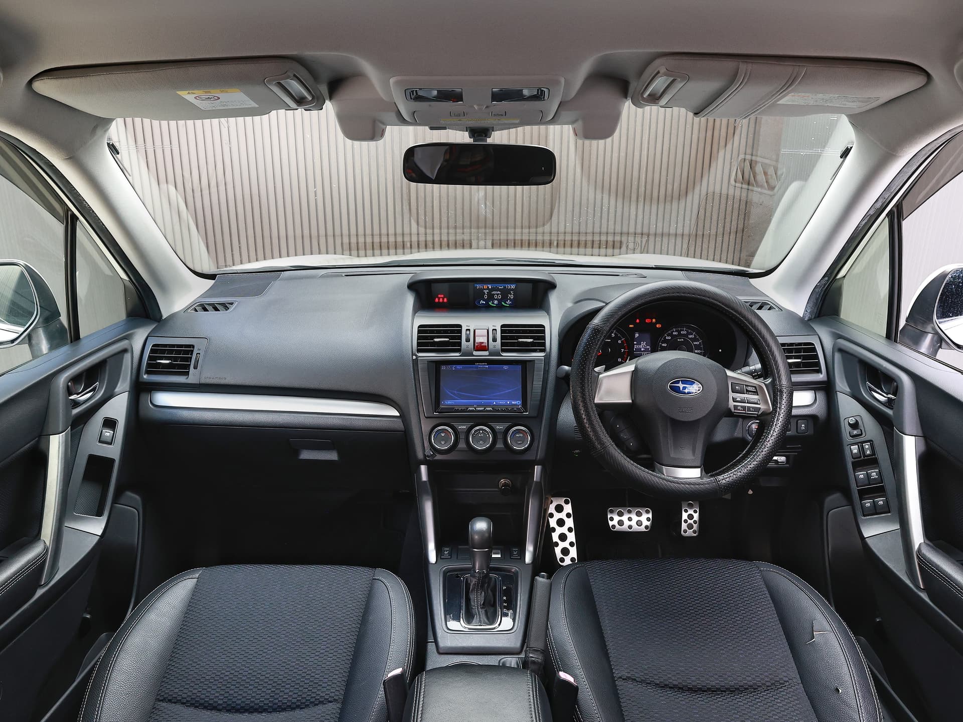 2013 Subaru Forester 2.0XT EYESIGHT image-9