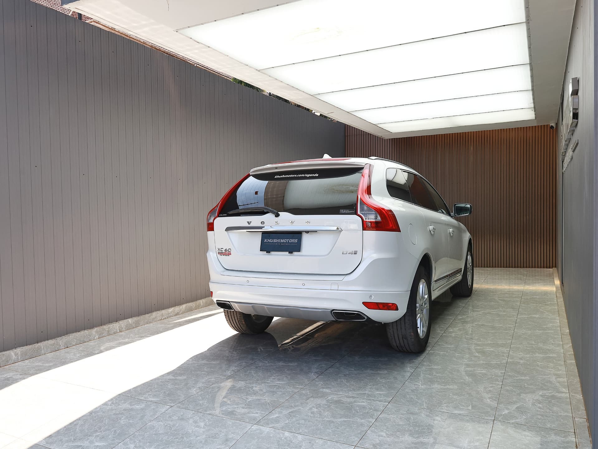 2017 Volvo XC60 D4 Classic image-4