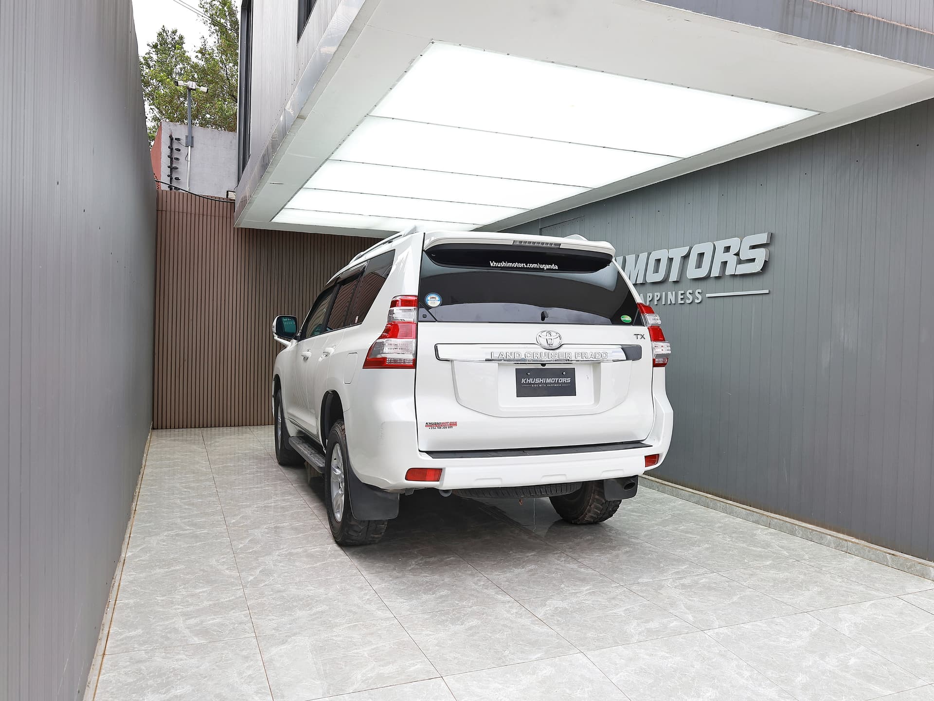 2017 Toyota Land Cruiser Prado 4WD TX image-5
