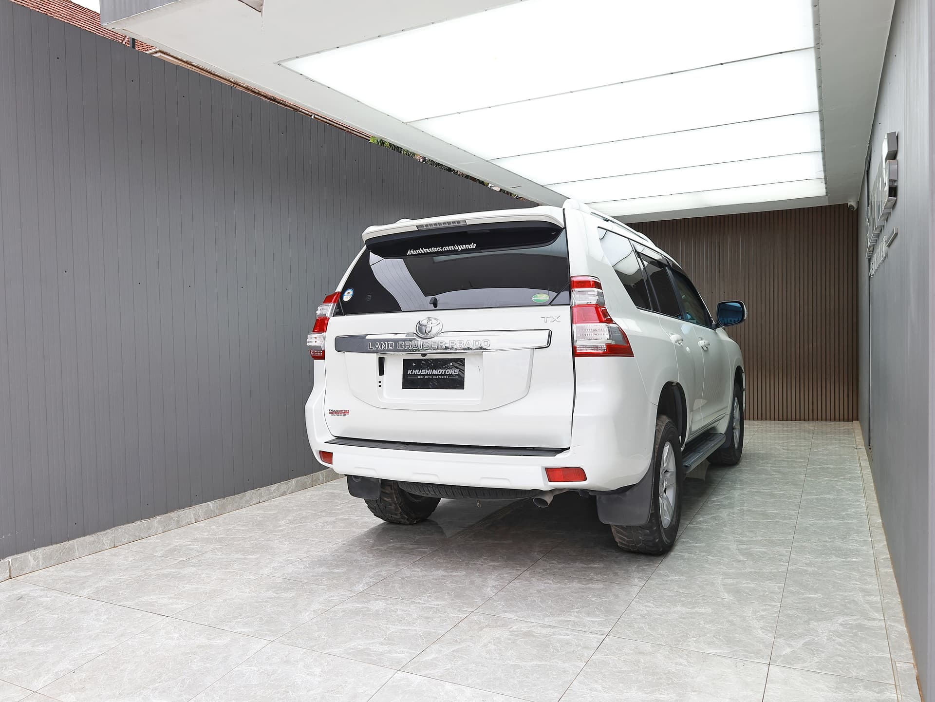 2017 Toyota Land Cruiser Prado 4WD TX image-6