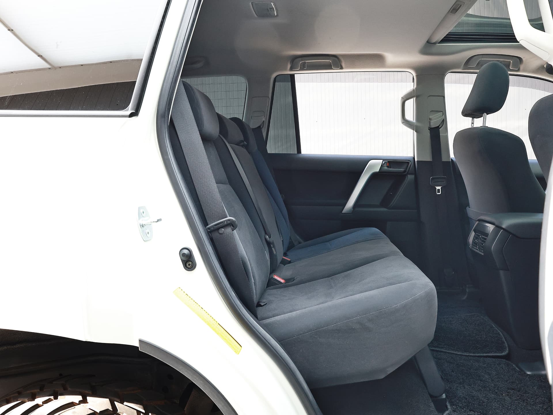 2017 Toyota Land Cruiser Prado 4WD TX image-10