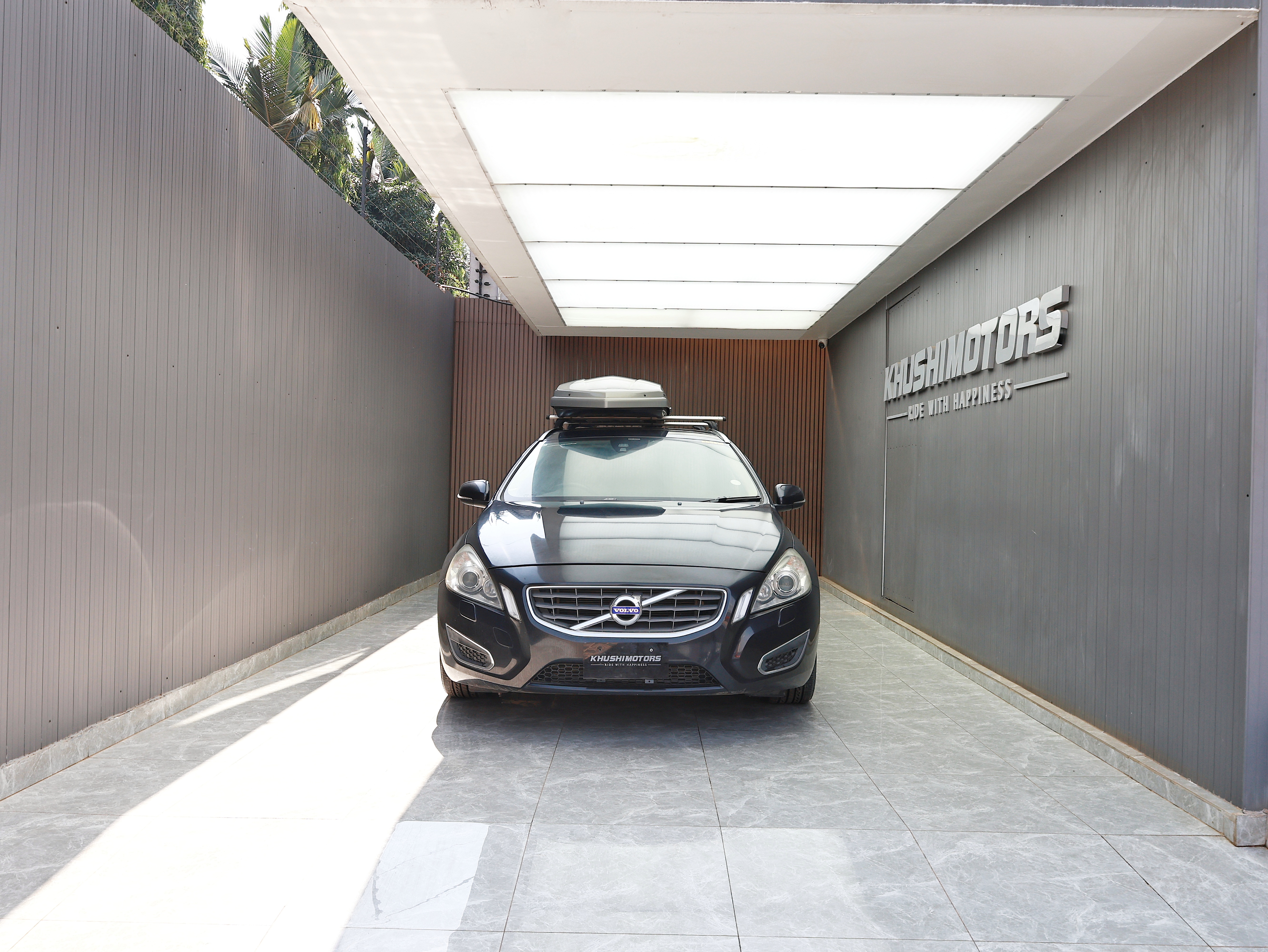 2012 Volvo V60 T6 Awd image-2